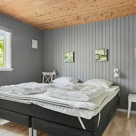 4802-ronne-stampen-vej-2-hus-11 Nyaraló